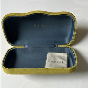 Gucci Yellow Velvet Eyewear Case W/care booklet cleaning cloth dust cover bag